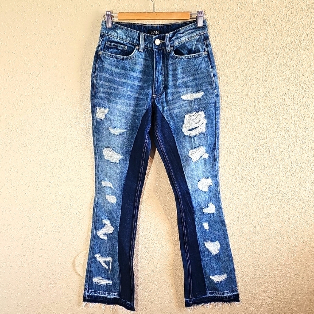MAN Boohoo MAN Distressed Jeans.